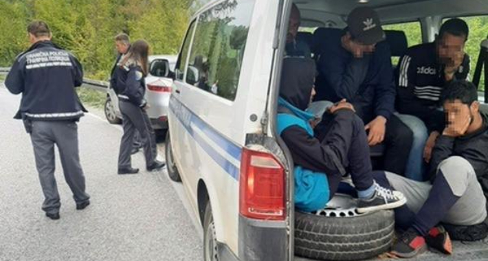 Lišene slobode dvije državljanke BiH zbog krijumčarenja migranata